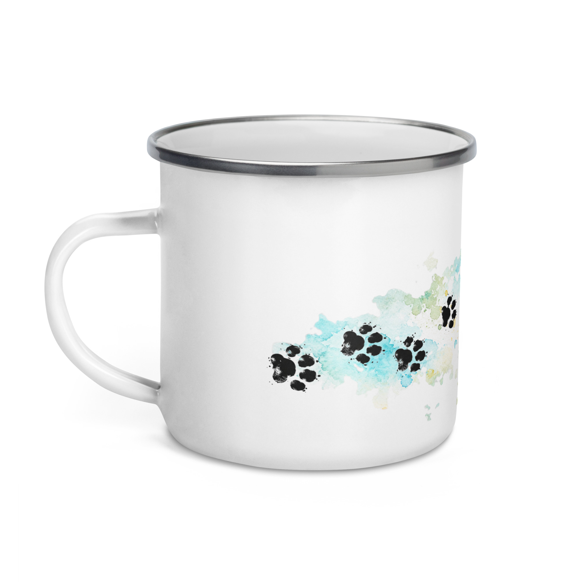 enamel-mug-white-12-oz-left-6ac26811576fb.jpg Weiße Emaille-Tasse mit den Pfotenabdrücken von Luna und Jule auf einem Aquarellstreifen in Wasser- und Sandfarben